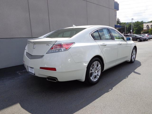 2010 Acura TL Unknown