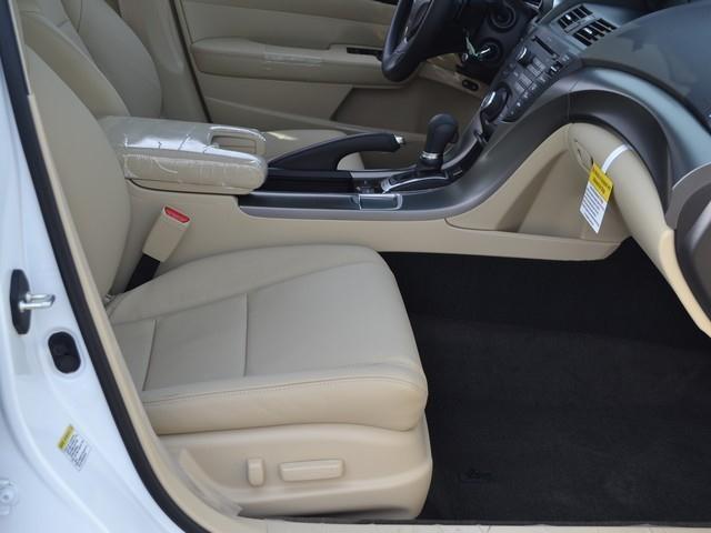 2013 Acura TL Unknown