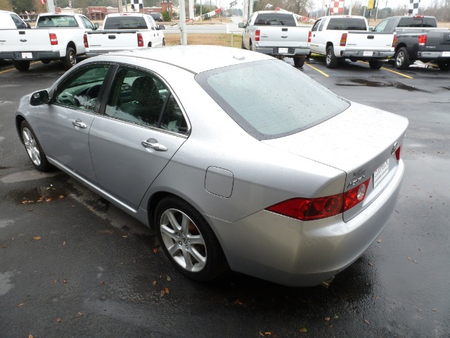 2005 Acura TSX 4 Dr LE V6 Sedan