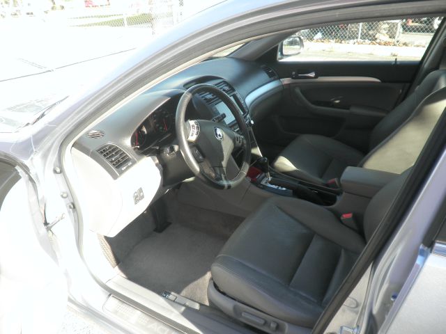 2005 Acura TSX Premium Quattro