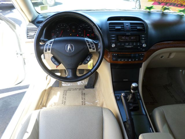 2006 Acura TSX 4 Dr LE V6 Sedan