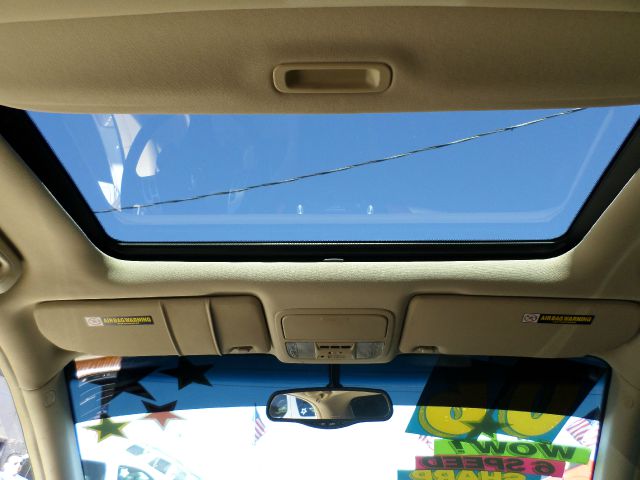 2006 Acura TSX 4 Dr LE V6 Sedan