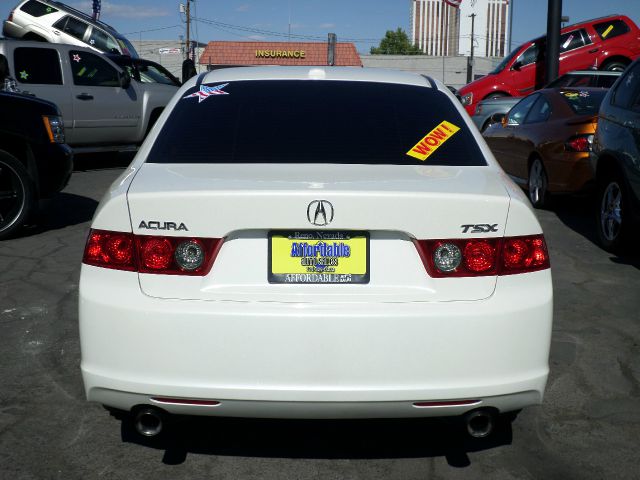 2006 Acura TSX 4 Dr LE V6 Sedan