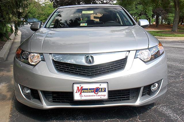 2010 Acura TSX 15 Utilimaster Utilivan II