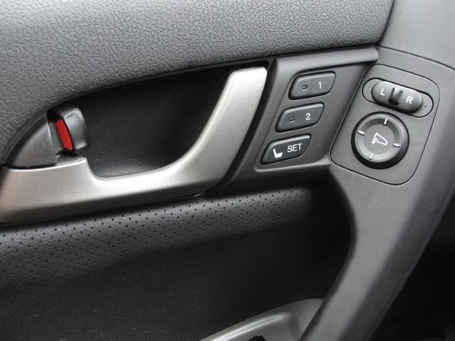 2010 Acura TSX Premium Quattro