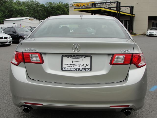 2010 Acura TSX Premium Quattro