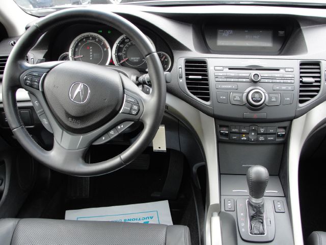 2010 Acura TSX Premium Quattro