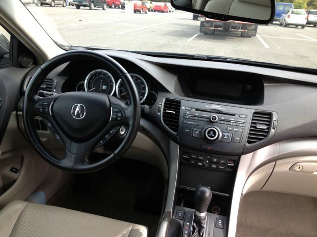 2010 Acura TSX Premium Quattro