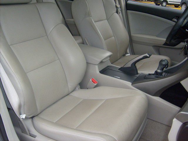 2010 Acura TSX Premium Quattro