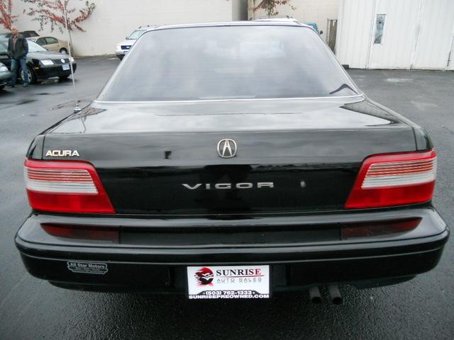 1994 Acura Vigor Ext Cab 143.5 WB SLE