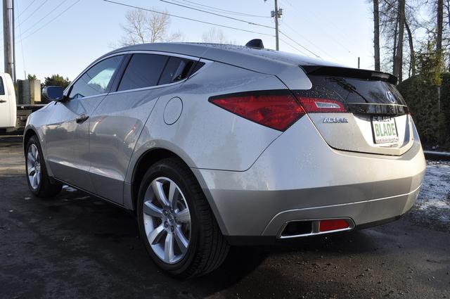 2010 Acura ZDX Wagon SE