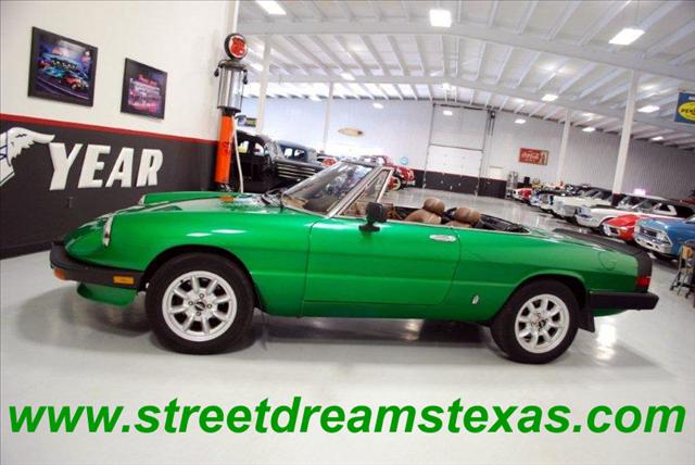 1984 Alfa Romeo Spider Marlin