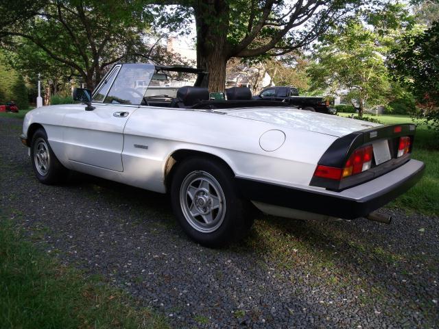 1989 Alfa Romeo Spider SXT 4x4
