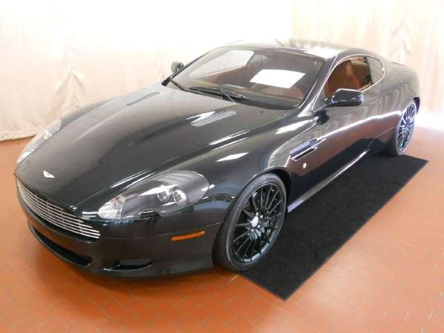 2005 Aston Martin DB9 Base