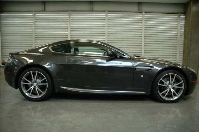 2010 Aston Martin V8 Vantage GT Premium