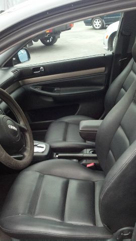 1998 Audi A4 Scion XB