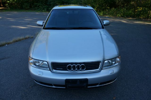 2000 Audi A4 Convenience