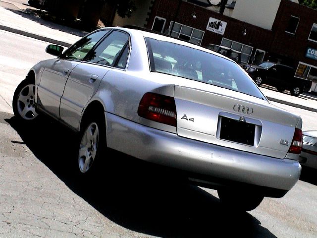 2001 Audi A4 Convenience