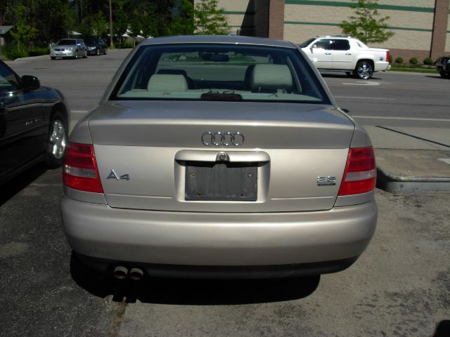 2001 Audi A4 2dr Touring Cpe