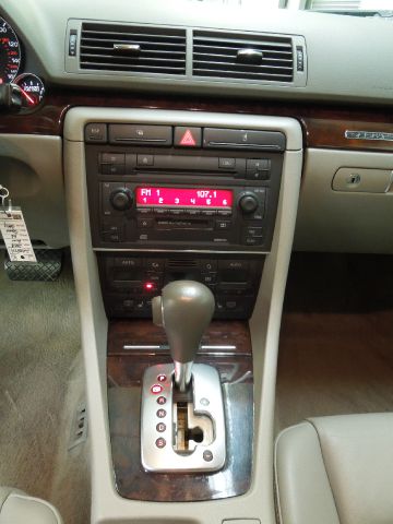 2004 Audi A4 SES 5dr