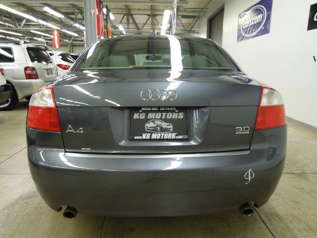 2004 Audi A4 SES 5dr