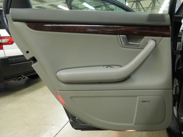 2004 Audi A4 SES 5dr