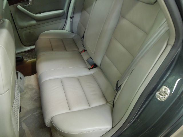 2004 Audi A4 SES 5dr