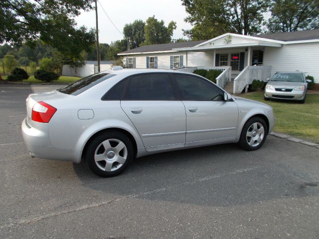 2004 Audi A4 EXT CAB