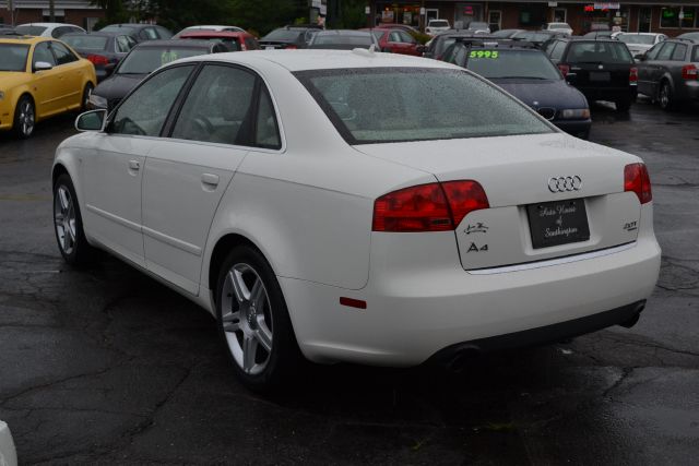 2006 Audi A4 2WD Coupe