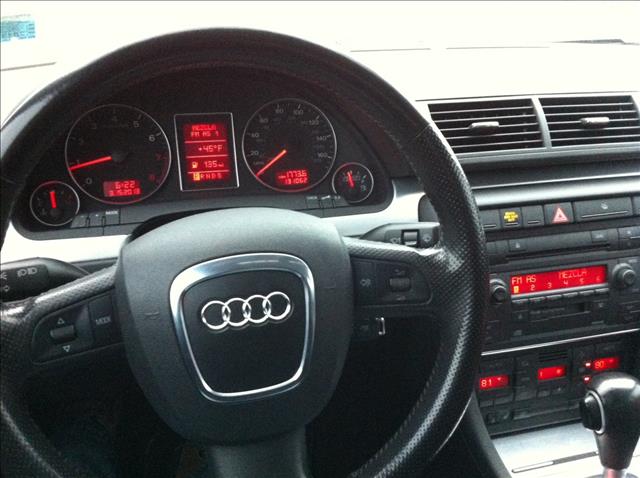 2006 Audi A4 2WD Coupe