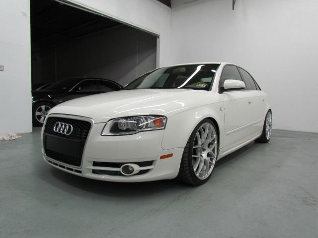 2006 Audi A4 2WD Coupe