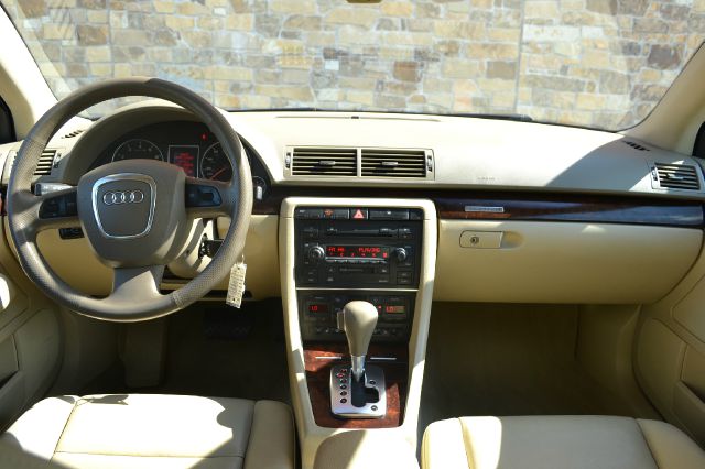 2006 Audi A4 2WD Coupe