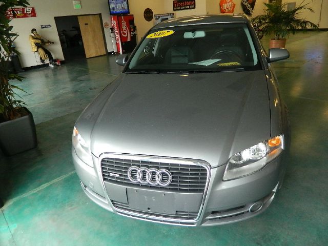 2007 Audi A4 2WD Coupe