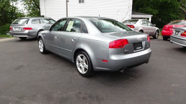 2007 Audi A4 2WD Coupe