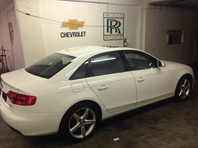 2009 Audi A4 2WD Panel LS