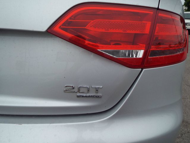 2009 Audi A4 2WD Panel LS