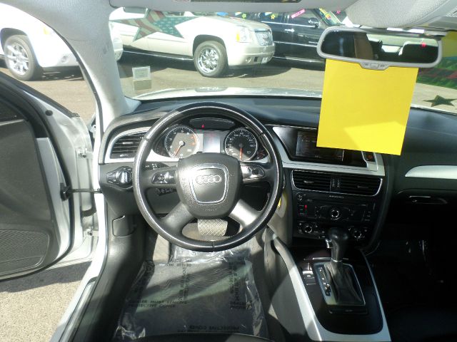 2009 Audi A4 2WD Panel LS