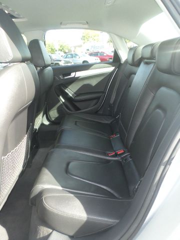 2009 Audi A4 2WD Panel LS