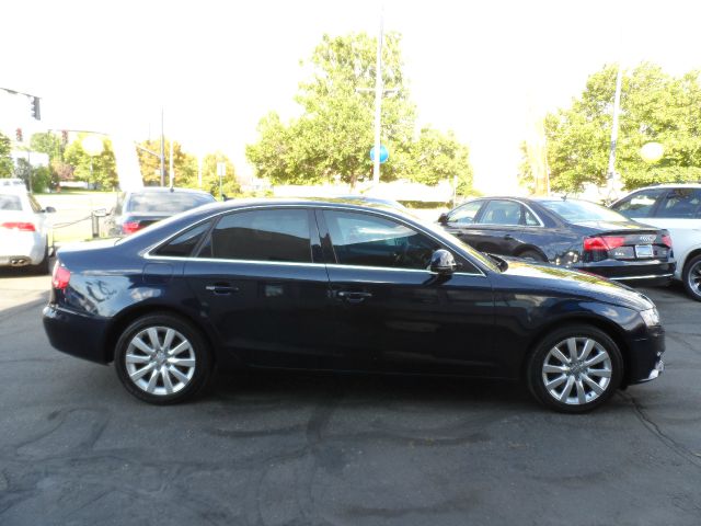 2009 Audi A4 2WD Panel LS