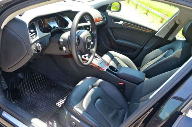 2009 Audi A4 2WD Panel LS