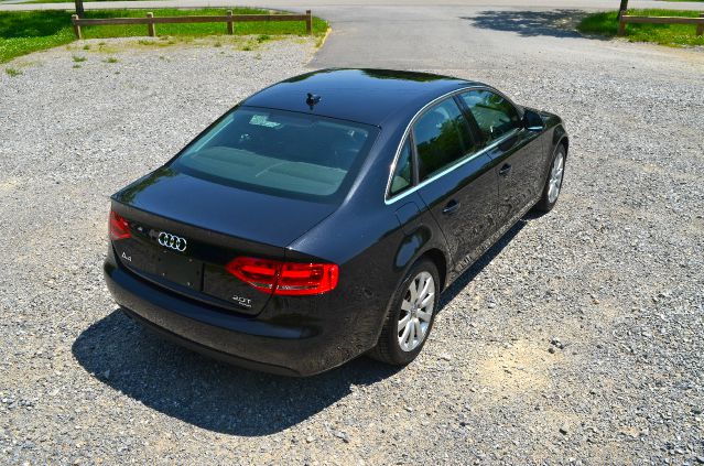2009 Audi A4 2WD Panel LS