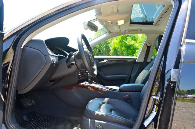 2009 Audi A4 2WD Panel LS