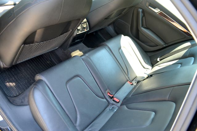 2009 Audi A4 2WD Panel LS