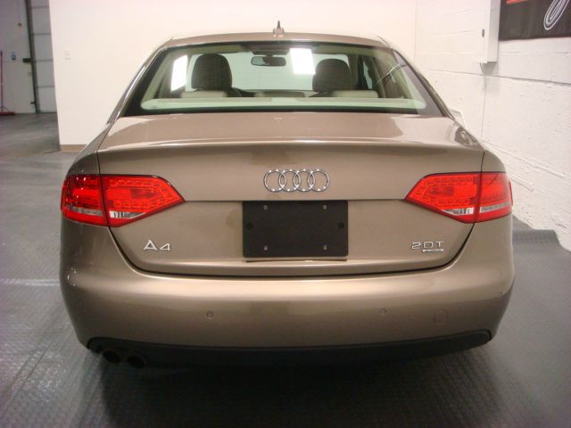 2010 Audi A4 Navigation/techn
