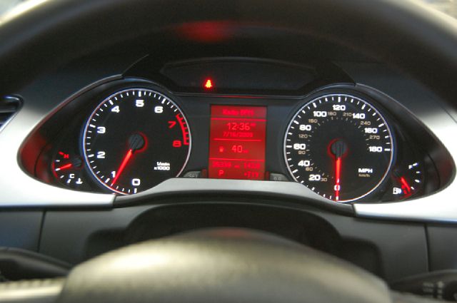 2010 Audi A4 REG CAB 1495 Down