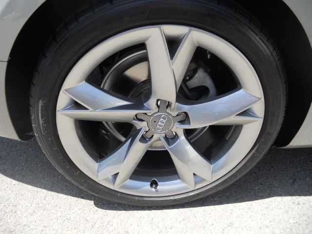 2010 Audi A5 Loaded Up