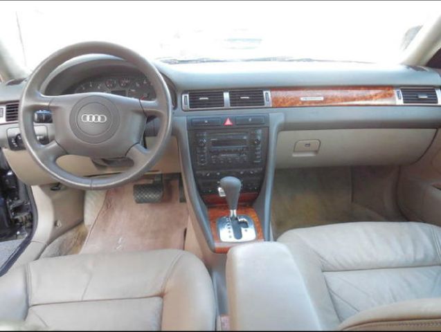 2000 Audi A6 2