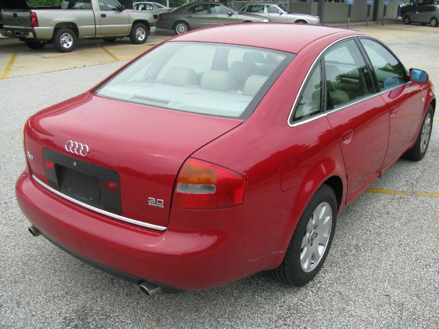2002 Audi A6 Supercrew-short-xlt-4wd-6 CD-1 Owner