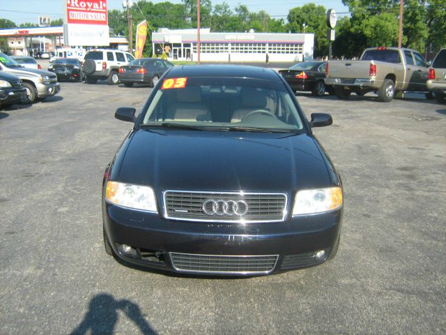 2003 Audi A6 Supercrew-short-xlt-4wd-6 CD-1 Owner