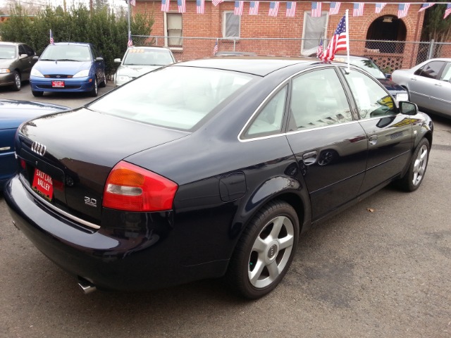 2003 Audi A6 Supercrew-short-xlt-4wd-6 CD-1 Owner